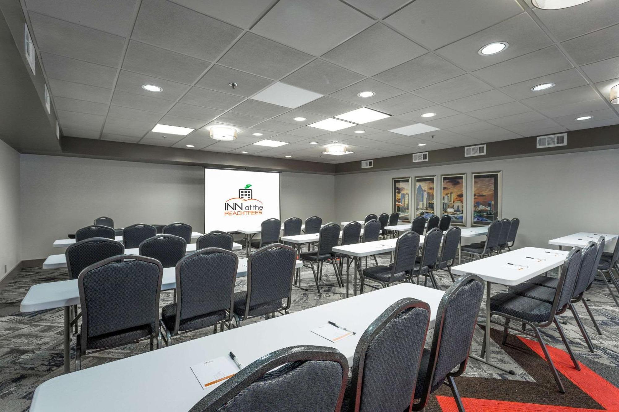 Inn At The Peachtrees, Ascend Hotel Collection Atlanta Esterno foto