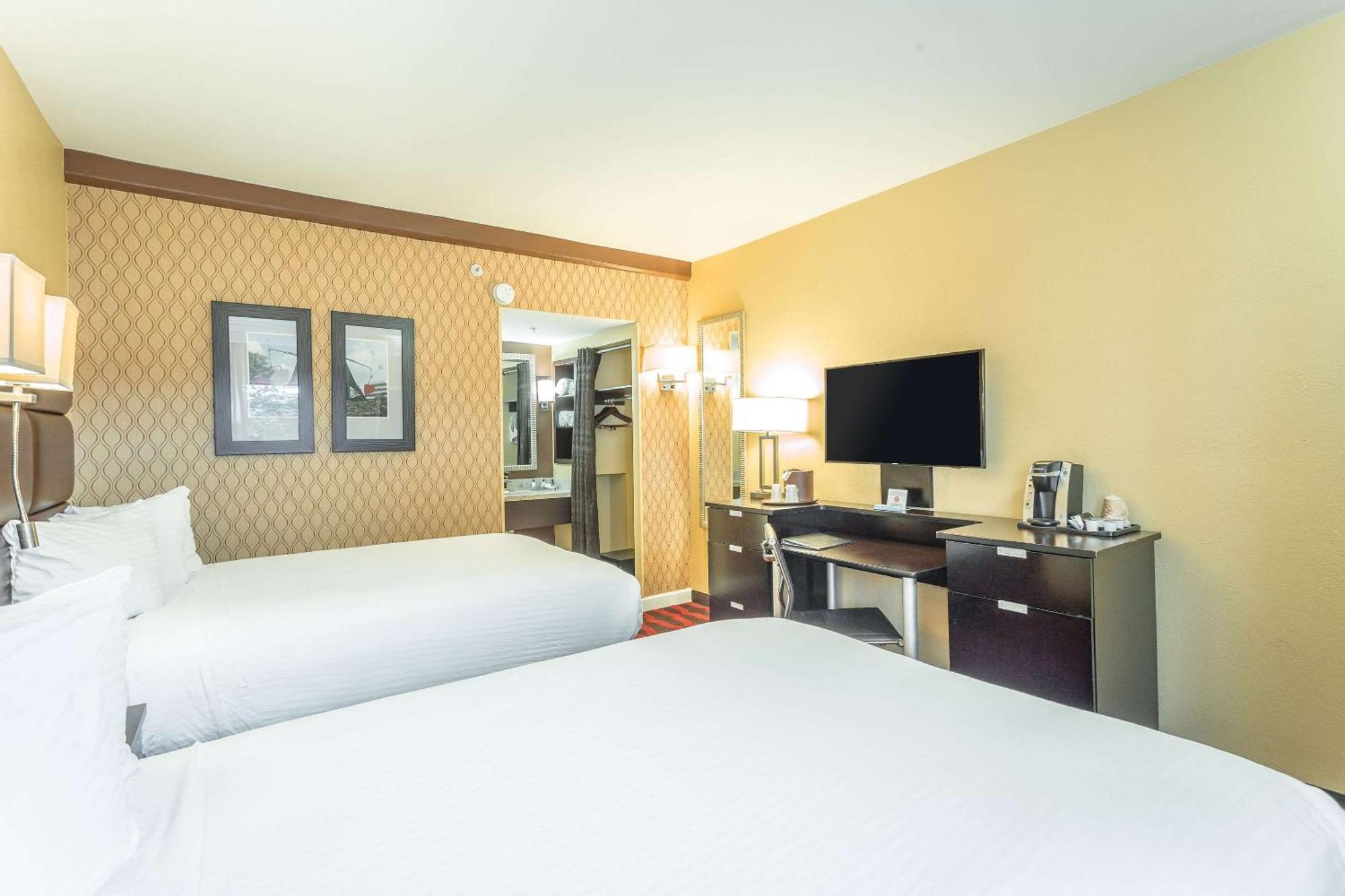 Inn At The Peachtrees, Ascend Hotel Collection Atlanta Esterno foto