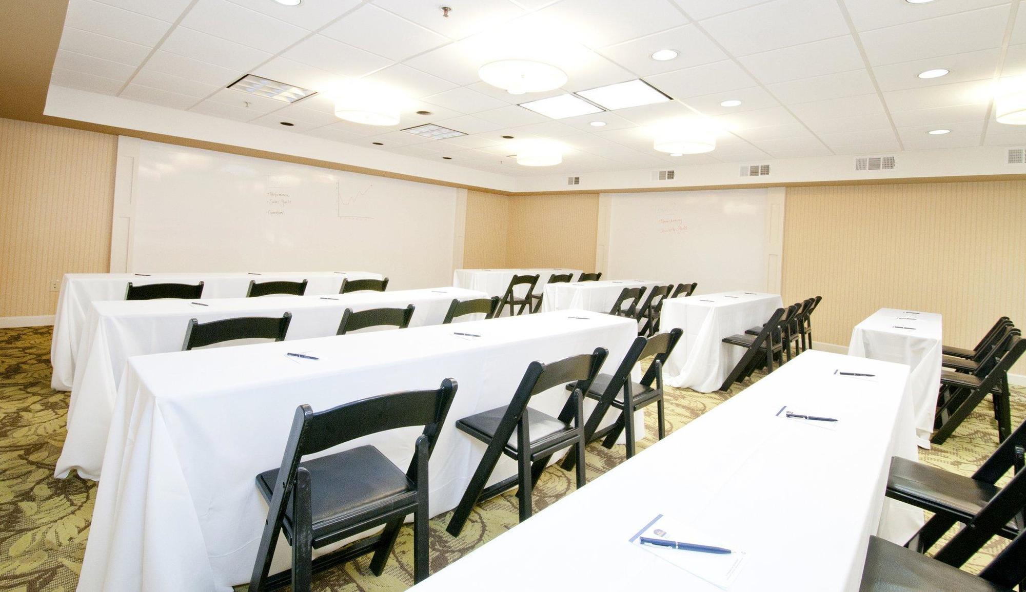 Inn At The Peachtrees, Ascend Hotel Collection Atlanta Esterno foto