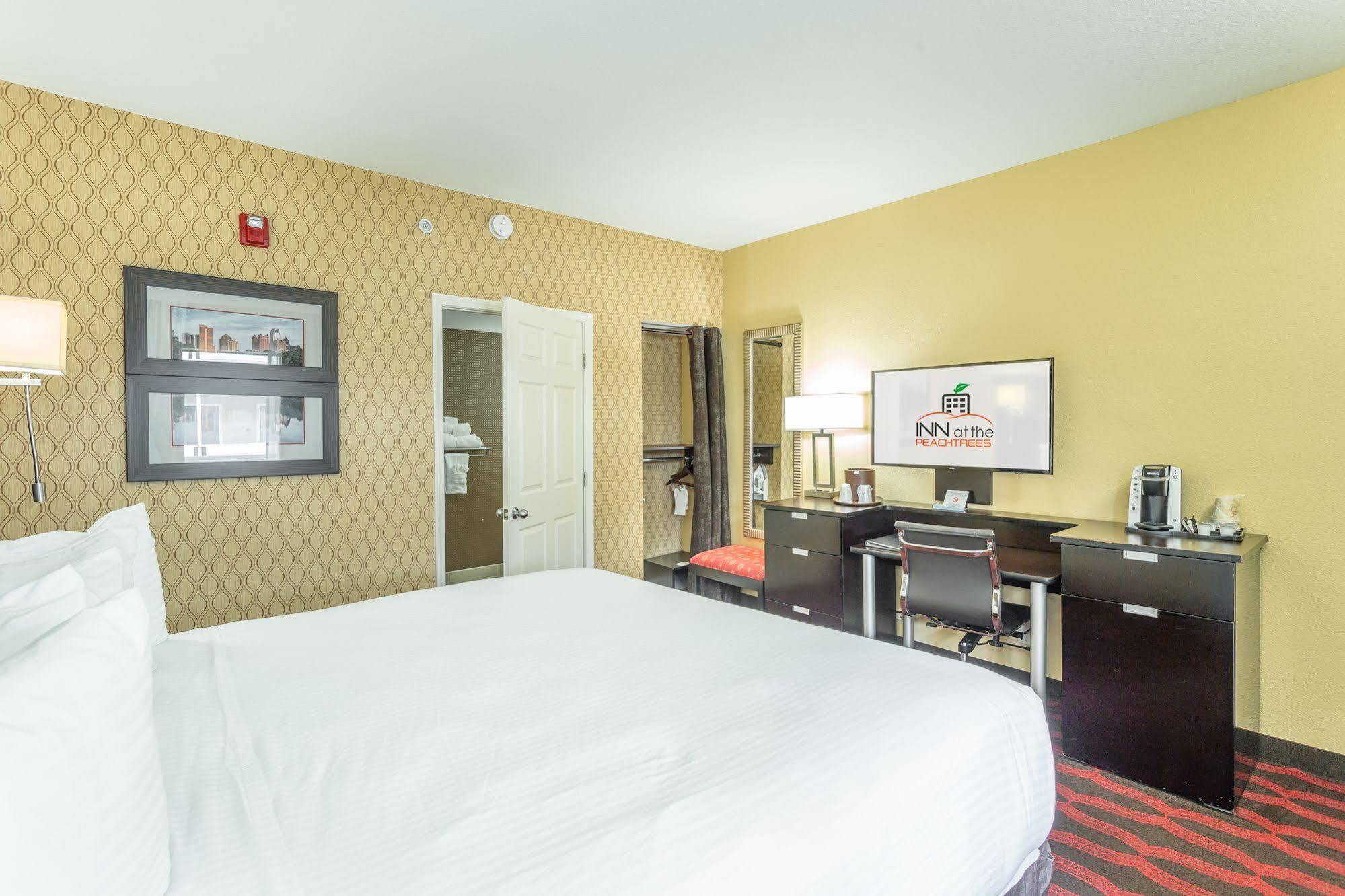 Inn At The Peachtrees, Ascend Hotel Collection Atlanta Esterno foto